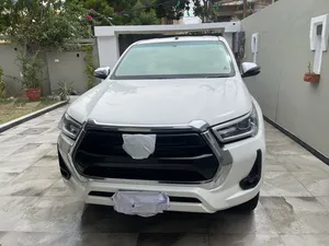 Toyota Hilux Revo G Automatic 2.8 2022 for Sale