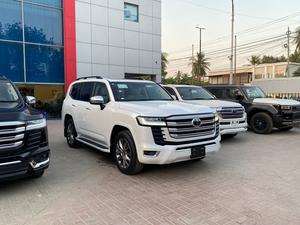 Toyota Land Cruiser ZX LC300 
3.5L Twin Turbo Petrol
Model: 2023
Zero Meter 
Unregistered 
Fresh Import 

*Heads up Display
*Fingerprint Start
*Rear Entertainment 
*Cool Box
*Beige Room 
*7 Seater 
*Back Autodoor 
*JBL Sound System

Calling and Visiting Hours

Monday to Saturday

11:00 AM to 7:00 PM