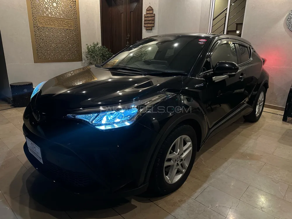 Toyota C-HR 2019 for Sale in Lahore Image-1