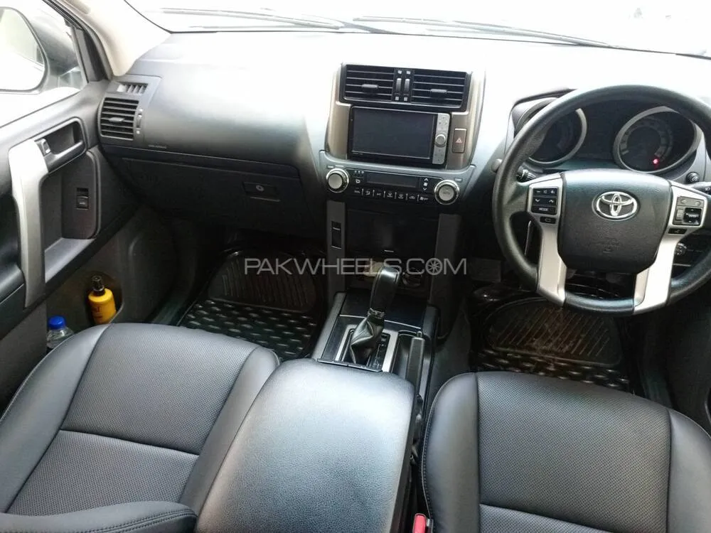 Toyota Prado 2012 for Sale in Lahore Toyota Prado 2012 for Sale in Lahore Image-10