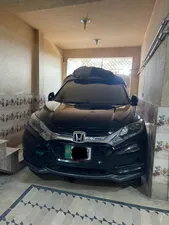 Honda Vezel Hybrid Z 2015 for Sale