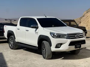 Toyota Hilux Revo V Automatic 2.8 2018 for Sale