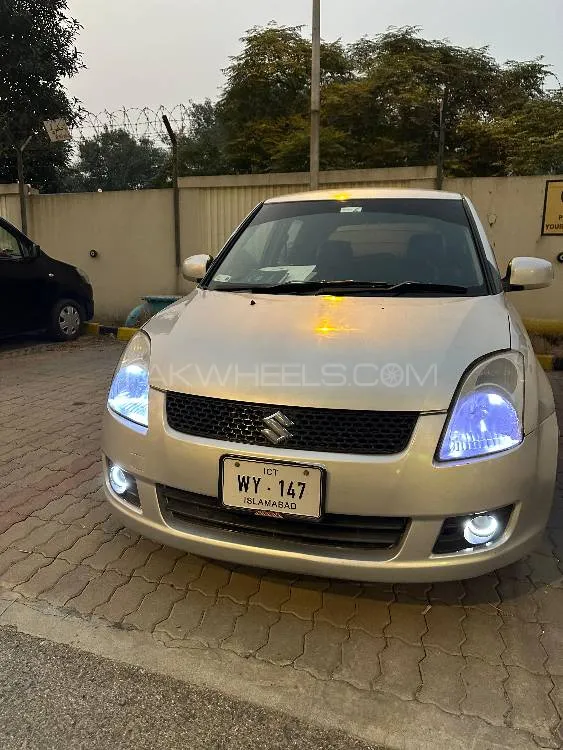 Suzuki Swift DLX Automatic 1.3 2012 for sale in Lahore PakWheels