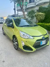 Toyota Aqua X Urban Solid 2015 for Sale