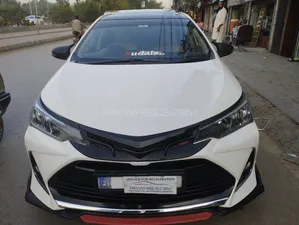 Toyota Corolla Altis Grande CVT-i 1.8 2015 for Sale