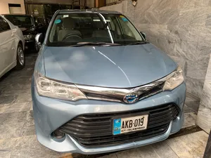 Toyota Corolla Axio Hybrid 1.5 2016 for Sale