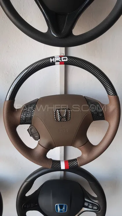 multimedia steering wheel Image-1