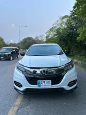 Honda Vezel Hybrid RS Honda Sensing  2018 for Sale