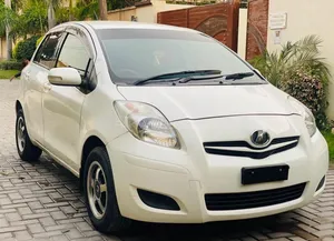 Toyota Vitz F 1.3 2010 for Sale