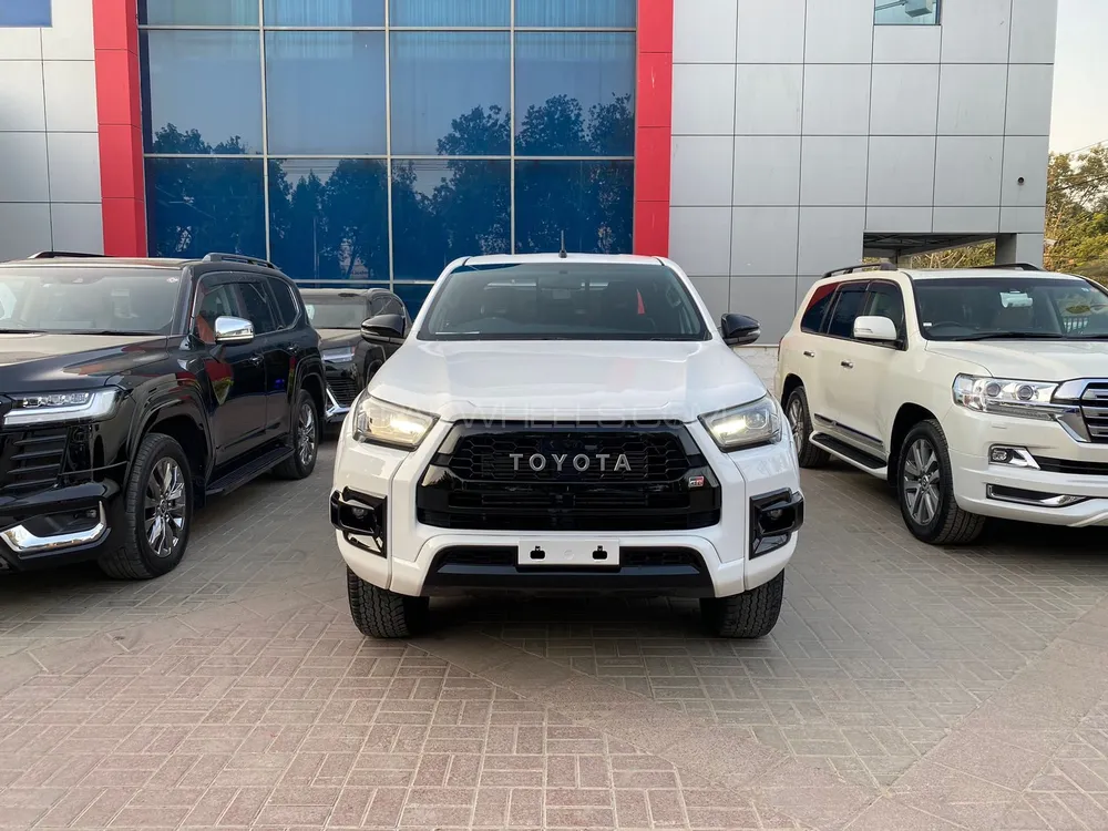 Toyota Hilux 2024 for Sale in Karachi Image-1