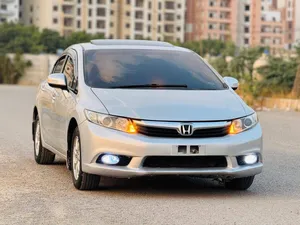 Honda Civic VTi Oriel 1.8 i-VTEC 2015 for Sale