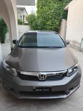 Honda Civic VTi Oriel 1.8 i-VTEC 2015 for Sale