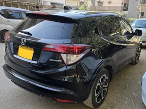 Honda Vezel Hybrid Z 2015 for Sale