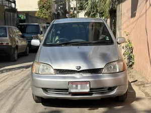 Toyota Platz F 1.0 2001 for Sale