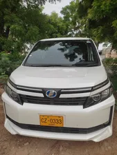 Toyota Voxy X 2015 for Sale