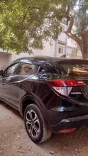 Honda Vezel Hybrid Z 2015 for Sale