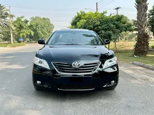 Toyota Camry Up-Spec Automatic 2.4 2006 for Sale