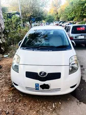 Toyota Vitz F 1.3 2007 for Sale