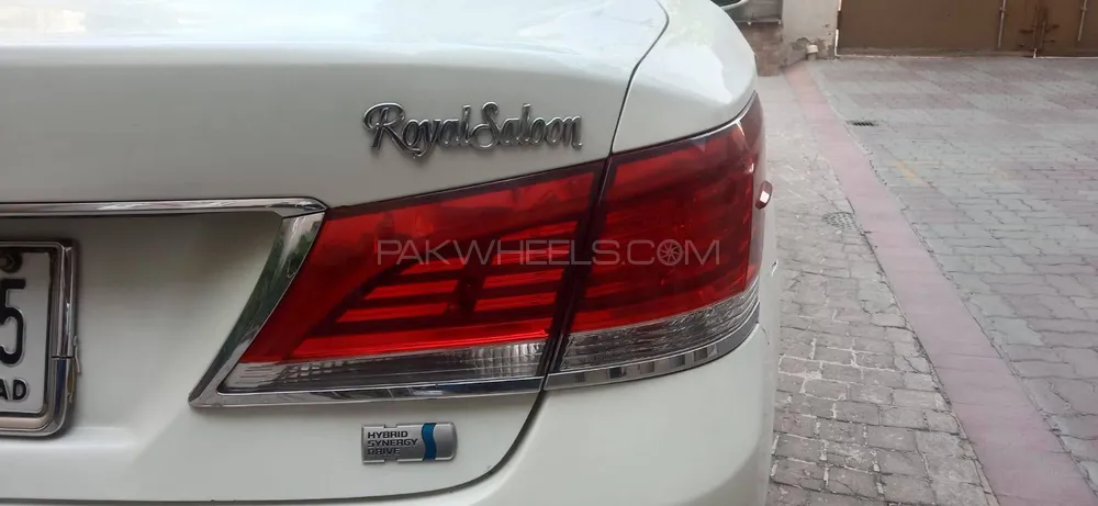 Toyota Crown 2014 for Sale in Lahore Toyota Crown 2014 for Sale in Lahore Image-6