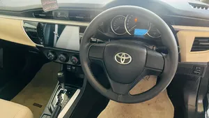 Toyota Corolla Altis Automatic 1.6 2016 for Sale