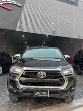 Toyota Hilux Revo V Automatic 2.8 2022 for Sale