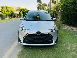 Toyota Sienta G 2019 for Sale