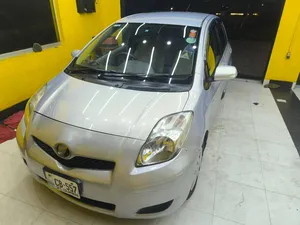 Toyota Vitz F 1.3 2009 for Sale