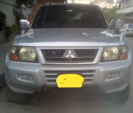 Mitsubishi Pajero 2000 for Sale