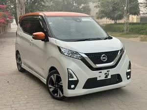 Nissan Dayz Highway Star S hybrid X pro pilot 2021 for Sale