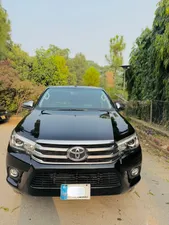 Toyota Hilux Revo V Automatic 2.8 2021 for Sale