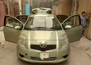 Toyota Vitz B Intelligent Package 1.0 2006 for Sale