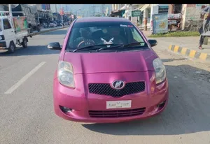 Toyota Vitz iLL 1.3 2005 for Sale