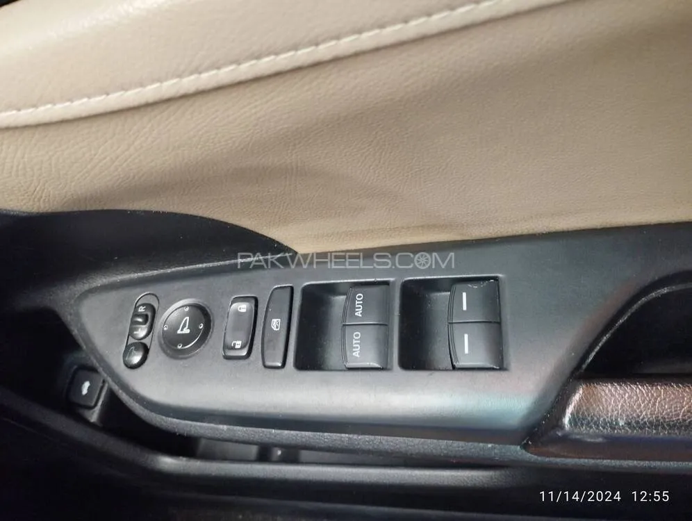 Honda Civic 2019 for Sale in Lahore Honda Civic 2019 for Sale in Lahore Image-12
