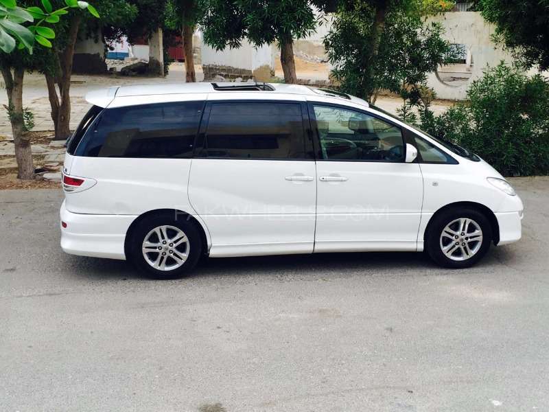 Toyota Estima 2003 for Sale in Karachi Toyota Estima 2003 for Sale in Karachi Image-8