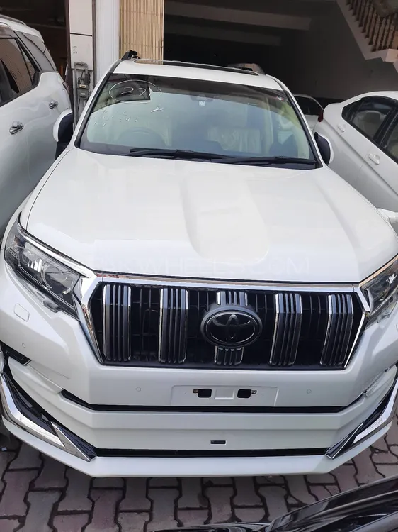 Toyota Prado 2019 for Sale in Lahore Image-1