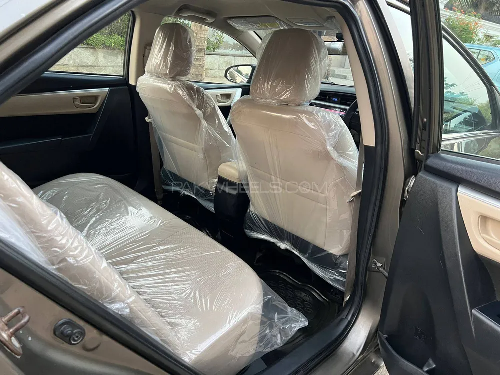 Toyota Corolla 2017 for Sale in Karachi Toyota Corolla 2017 for Sale in Karachi Image-12