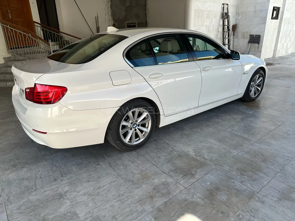 بی ایم ڈبلیو 5 سیریز 2011 for Sale in اسلام آباد بی ایم ڈبلیو 5 سیریز 2011 for Sale in اسلام آباد Image-4