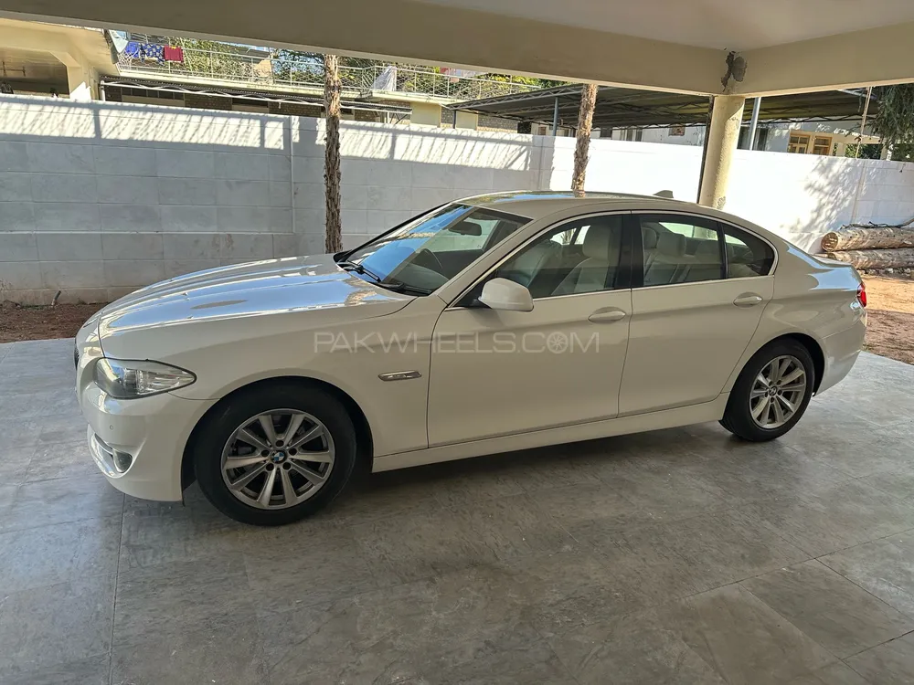 بی ایم ڈبلیو 5 سیریز 2011 for Sale in اسلام آباد بی ایم ڈبلیو 5 سیریز 2011 for Sale in اسلام آباد Image-5