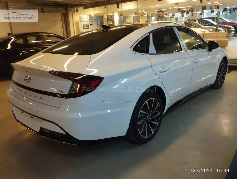 Hyundai Sonata 2023 for Sale in Lahore Hyundai Sonata 2023 for Sale in Lahore Image-4
