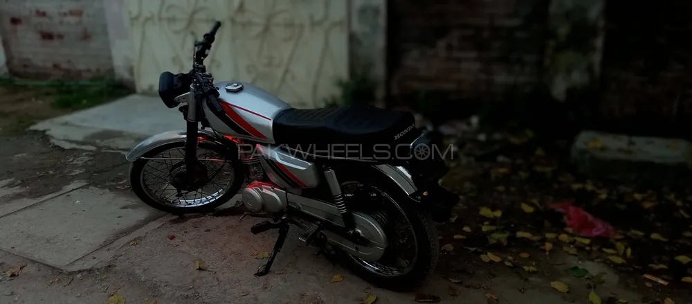 ہونڈا CG 125 2017 for Sale ہونڈا CG 125 2017 for Sale Image-5