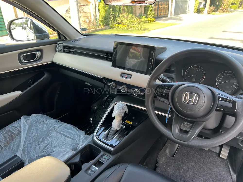 Honda HR-V 2024 for Sale in Lahore Honda HR-V 2024 for Sale in Lahore Image-11
