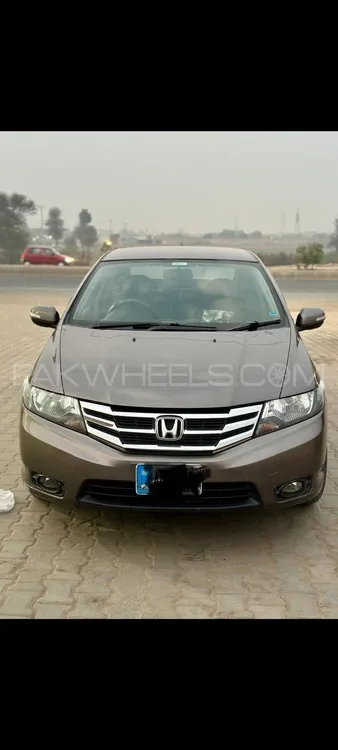 Honda City 2016 for Sale in Okara Image-1