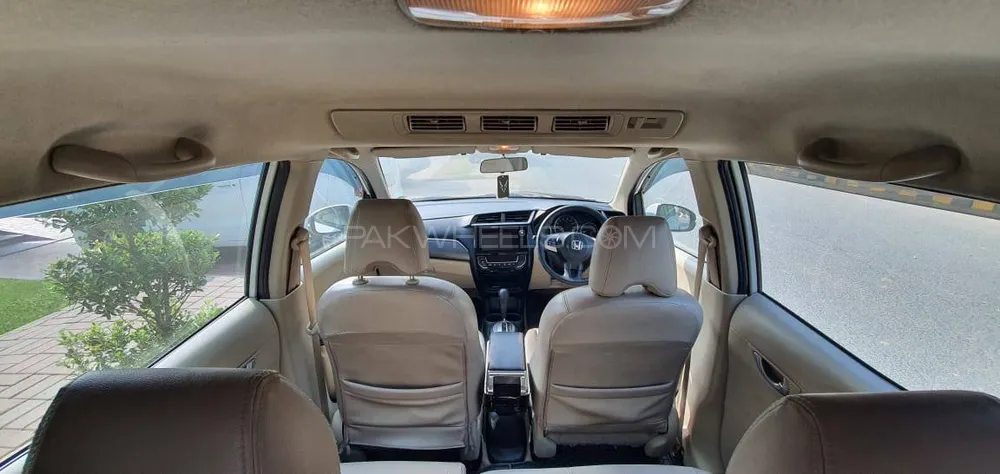Honda BR-V 2018 for Sale in Lahore Honda BR-V 2018 for Sale in Lahore Image-6
