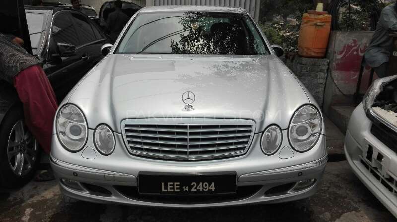 Mercedes Benz E Class 2006 for Sale in Lahore Image-1