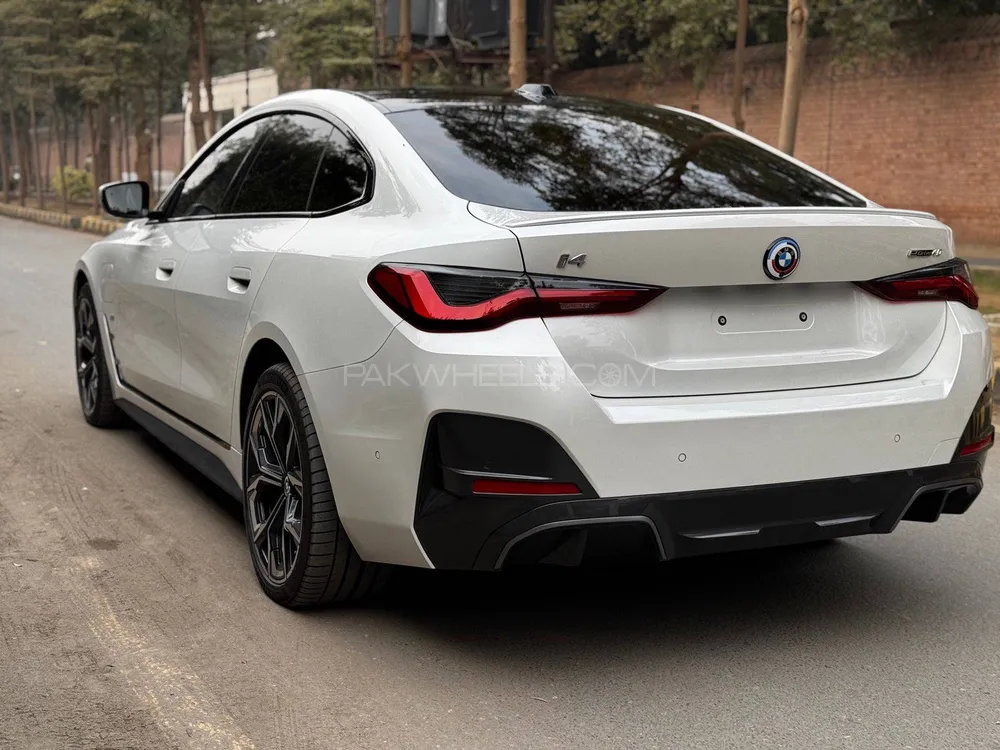 BMW i4 2022 for Sale in Lahore BMW i4 2022 for Sale in Lahore Image-13