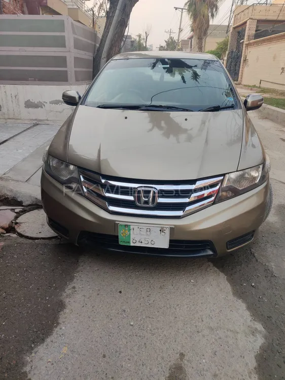 Honda City 2015 for Sale in Faisalabad Image-1