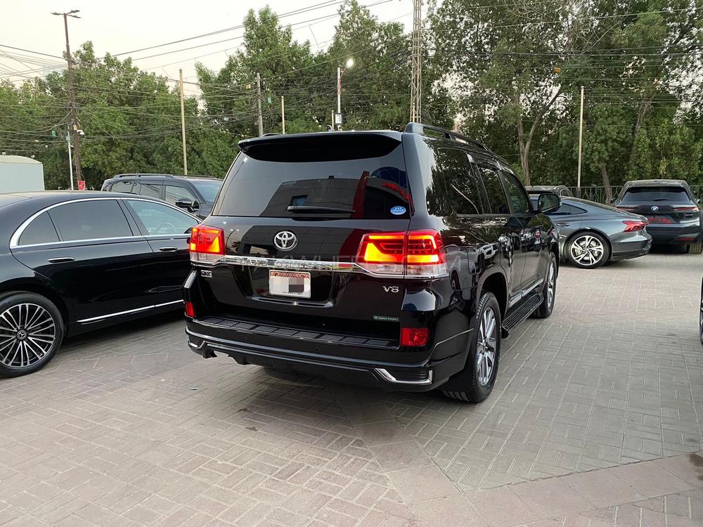 Make: Land Cruiser ZX
Model: 2019
Mileage: 23,500 km 
Reg year: 2019

*Original TV + 4 cameras
*Rear entertainment 
*Cool box
*Back autodoor 
*Sunroof
*Radar 
*7 seater

Calling and Visiting Hours

Monday to Saturday 

11:00 AM to 7:00 PM