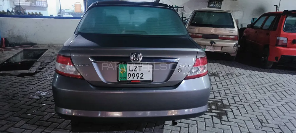 Honda City 2005 for Sale in Lahore Image-1