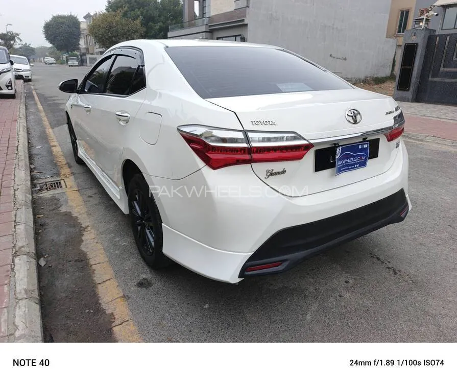 Toyota Corolla 2018 for Sale in Lahore Toyota Corolla 2018 for Sale in Lahore Image-5