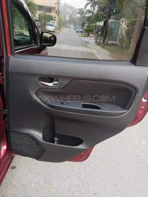 Daihatsu Move 2020 for Sale in Lahore Daihatsu Move 2020 for Sale in Lahore Image-7
